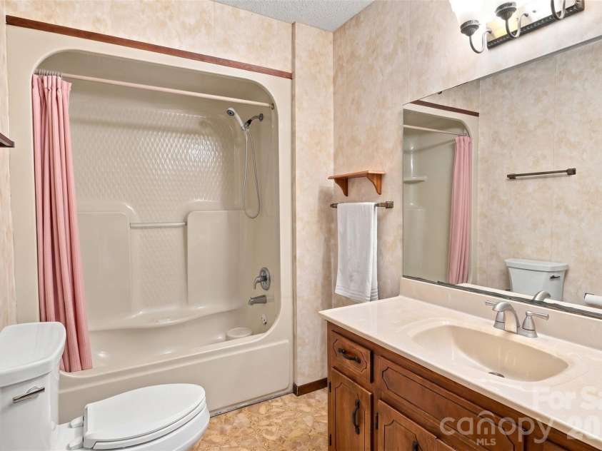 5559 Hillsdale Street, Fort Lawn, SC 29714.  MLS# CAR4424601, YatesRealty ID 51177. 