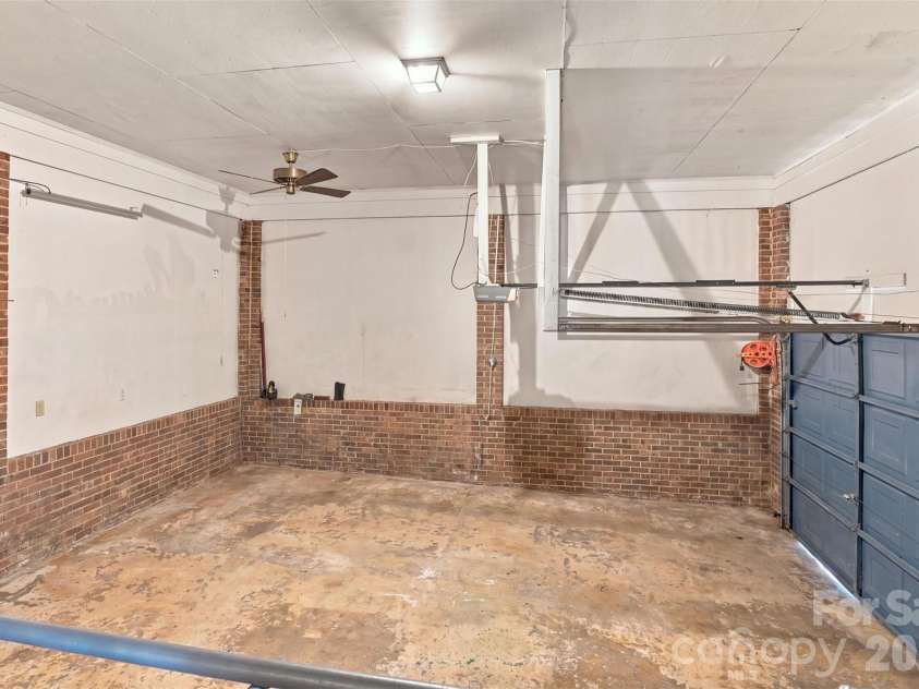 5559 Hillsdale Street, Fort Lawn, SC 29714.  MLS# CAR4424601, YatesRealty ID 51177. 