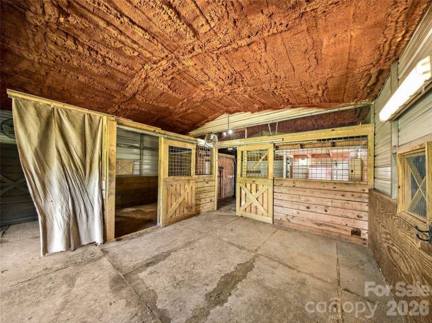 202 Morgan Drive, Penrose, NC 28766.  MLS# CAR4422581, YatesRealty ID 51178. 