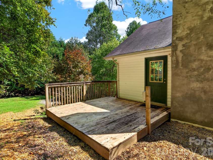 267 Morning Glory Lane, Marshall, NC 28753.  MLS# CAR4424743, YatesRealty ID 51179. 