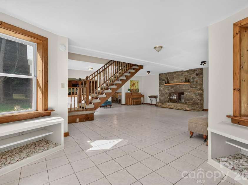 267 Morning Glory Lane, Marshall, NC 28753.  MLS# CAR4424743, YatesRealty ID 51179. 