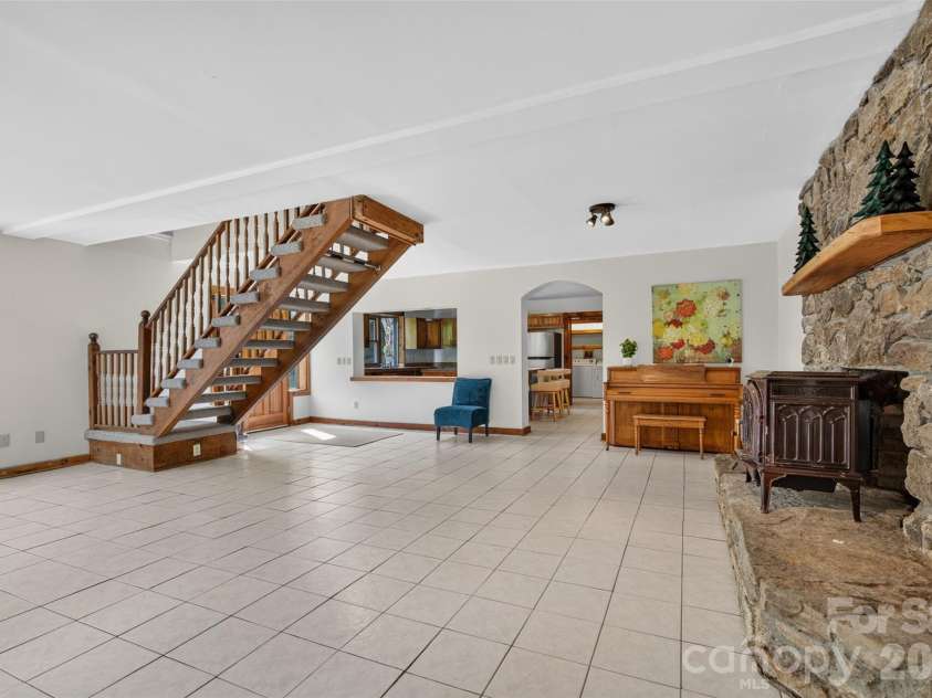 267 Morning Glory Lane, Marshall, NC 28753.  MLS# CAR4424743, YatesRealty ID 51179. 