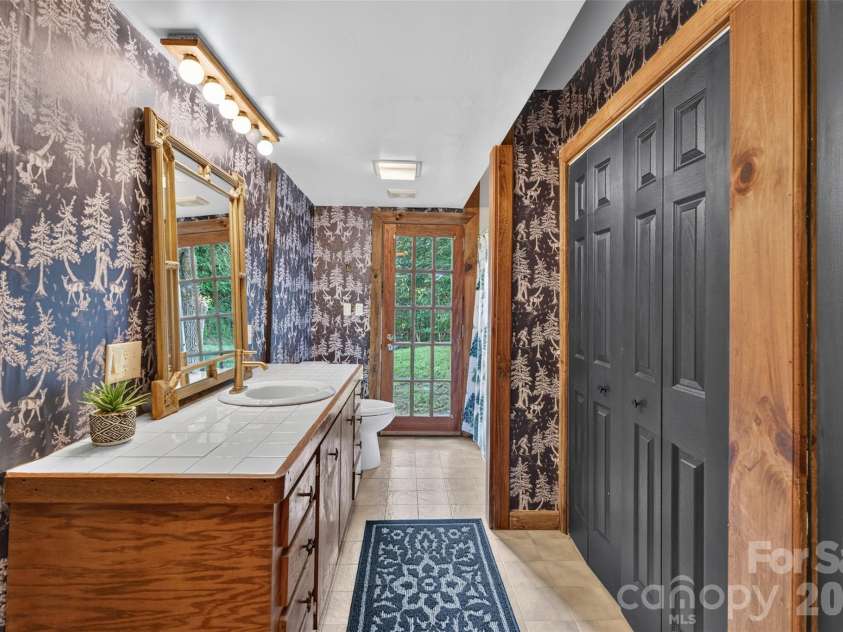 267 Morning Glory Lane, Marshall, NC 28753.  MLS# CAR4424743, YatesRealty ID 51179. 