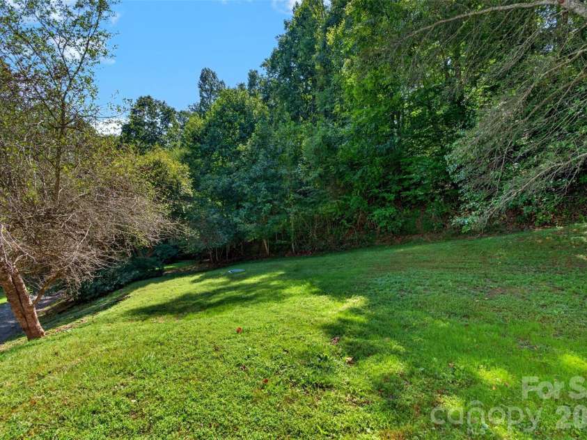 267 Morning Glory Lane, Marshall, NC 28753.  MLS# CAR4424743, YatesRealty ID 51179. 