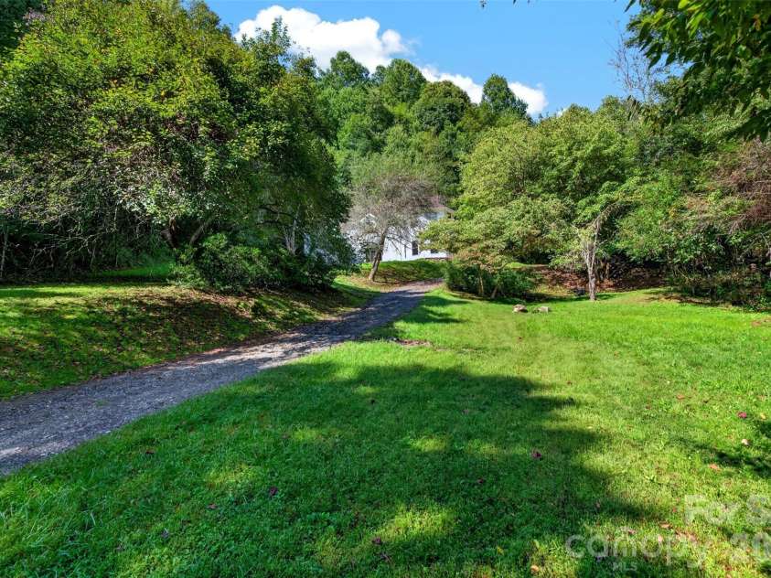 267 Morning Glory Lane, Marshall, NC 28753.  MLS# CAR4424743, YatesRealty ID 51179. 