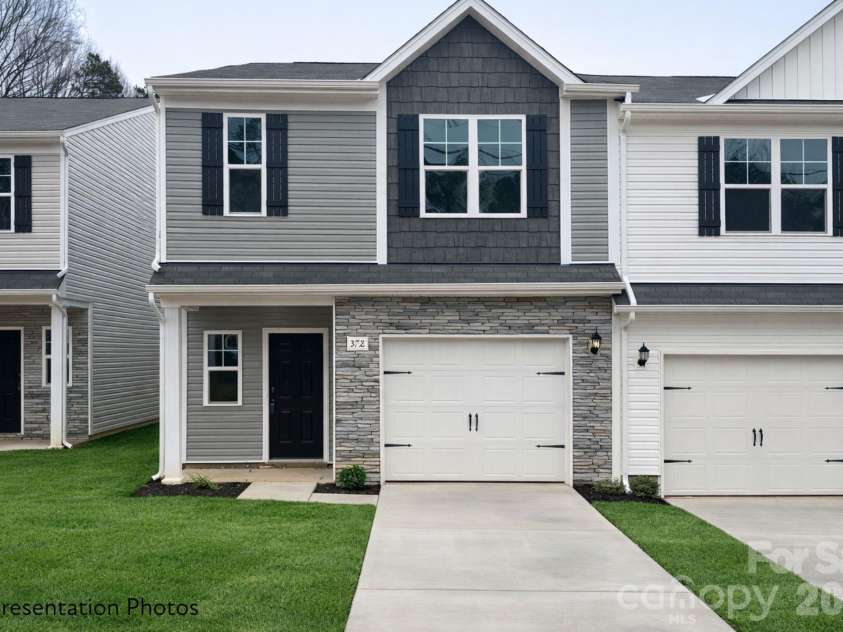 3718 Sally Lane, Charlotte, NC 28227.  MLS# CAR4354976, YatesRealty ID 5118. 