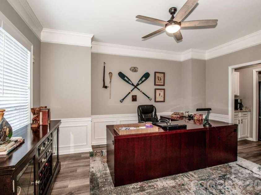 111 Comata Road, Mooresville, NC 28117.  MLS# CAR4423905, YatesRealty ID 51181. Office/flex space
