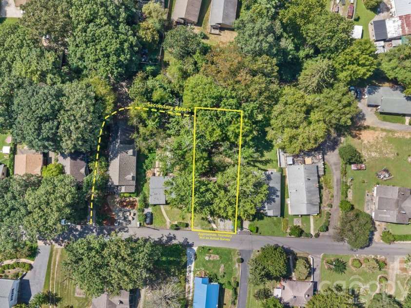31 Wilmington Road, Asheville, NC 28803.  MLS# CAR4424630, YatesRealty ID 51182. 