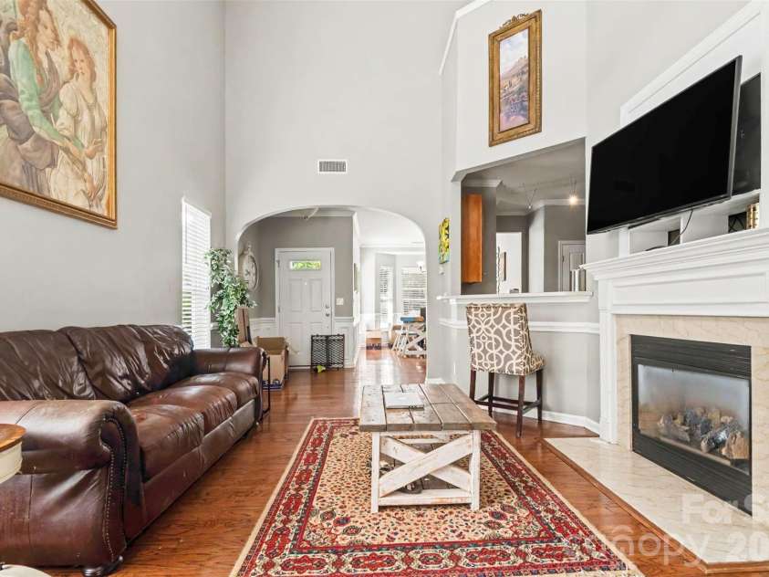 1512 Bitter Creek Drive, Charlotte, NC 28214.  MLS# CAR4424545, YatesRealty ID 51185. 