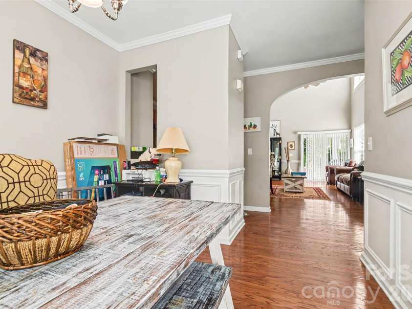 1512 Bitter Creek Drive, Charlotte, NC 28214.  MLS# CAR4424545, YatesRealty ID 51185. 