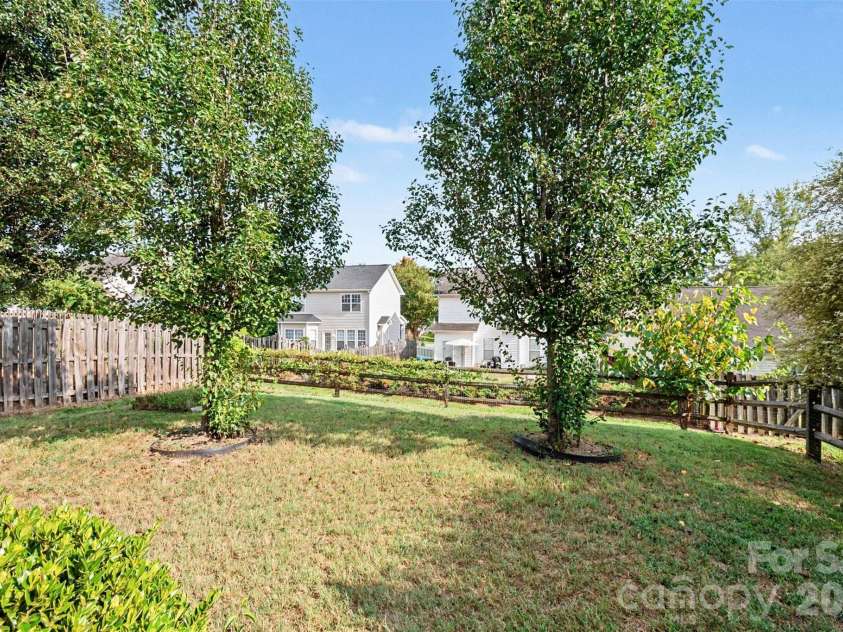 1512 Bitter Creek Drive, Charlotte, NC 28214.  MLS# CAR4424545, YatesRealty ID 51185. 
