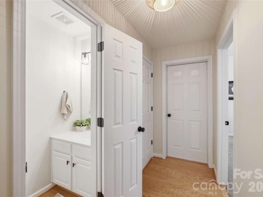 5325 Dockery Drive, Charlotte, NC 28209.  MLS# CAR4424752, YatesRealty ID 51188. 