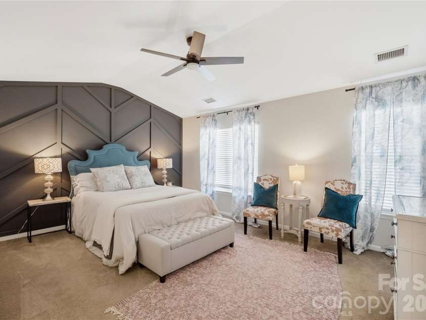 5325 Dockery Drive, Charlotte, NC 28209.  MLS# CAR4424752, YatesRealty ID 51188. 