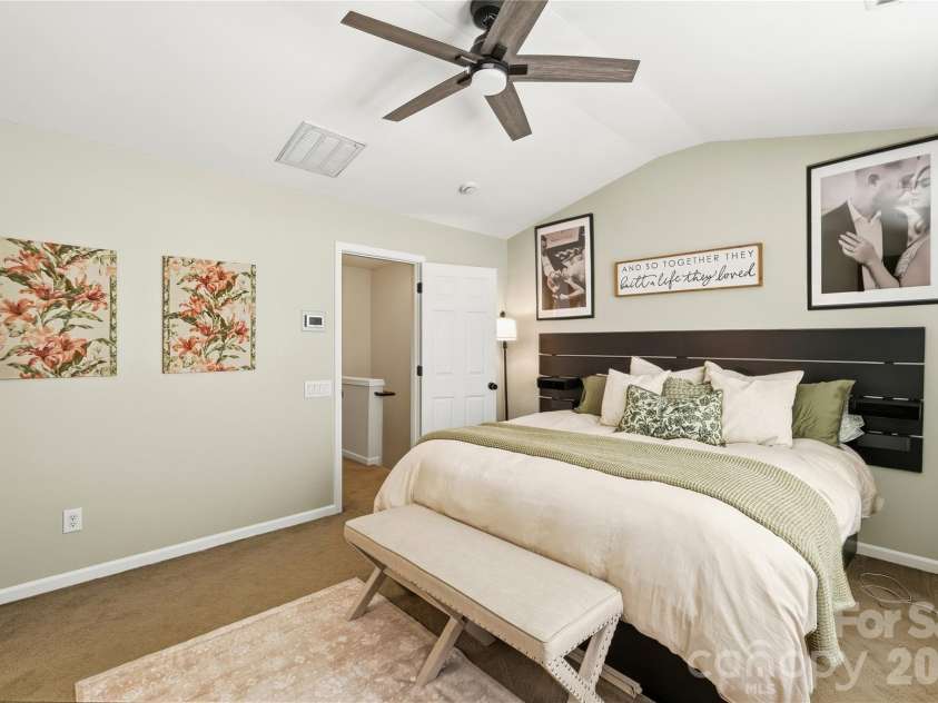 5325 Dockery Drive, Charlotte, NC 28209.  MLS# CAR4424752, YatesRealty ID 51188. 