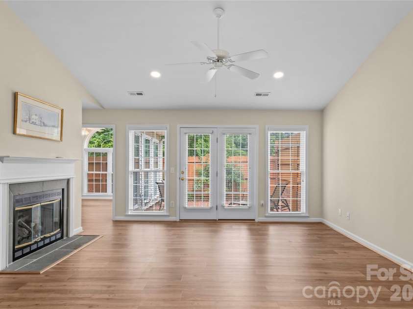 106 Miller Pointe Way, Winston Salem, NC 27106.  MLS# CAR4425145, YatesRealty ID 51189. 