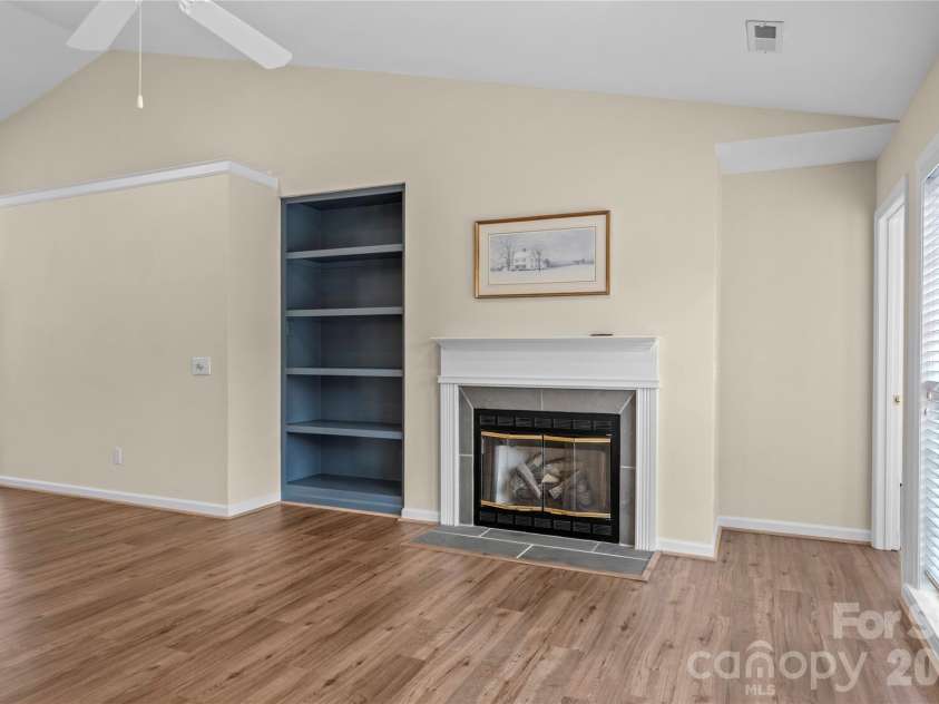 106 Miller Pointe Way, Winston Salem, NC 27106.  MLS# CAR4425145, YatesRealty ID 51189. 