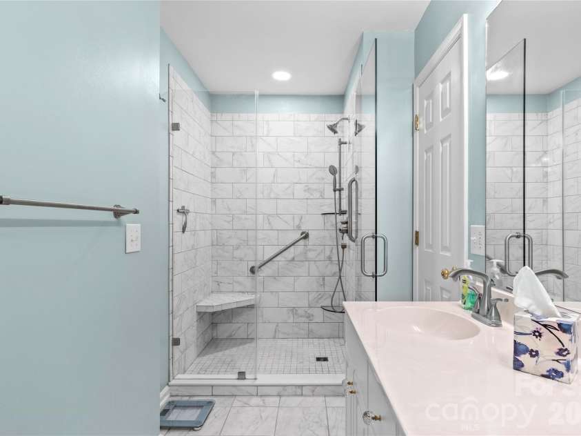 106 Miller Pointe Way, Winston Salem, NC 27106.  MLS# CAR4425145, YatesRealty ID 51189. 