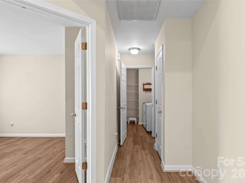 106 Miller Pointe Way, Winston Salem, NC 27106.  MLS# CAR4425145, YatesRealty ID 51189. 