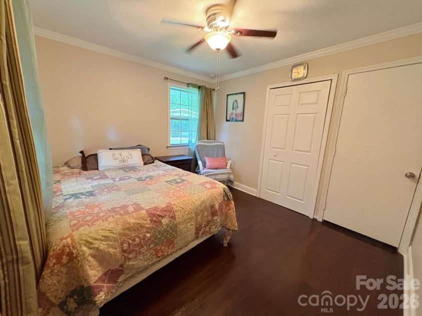 818 Hillcrest Avenue, Gastonia, NC 28052.  MLS# CAR4424650, YatesRealty ID 51192. SECOND ROOM