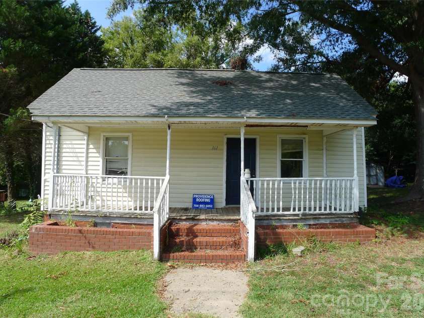 161 Center Street, Cooleemee, NC 27014.  MLS# CAR4425308, YatesRealty ID 51193. 