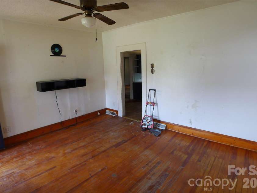 161 Center Street, Cooleemee, NC 27014.  MLS# CAR4425308, YatesRealty ID 51193. 