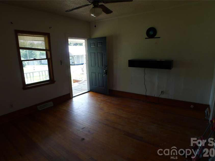 161 Center Street, Cooleemee, NC 27014.  MLS# CAR4425308, YatesRealty ID 51193. 