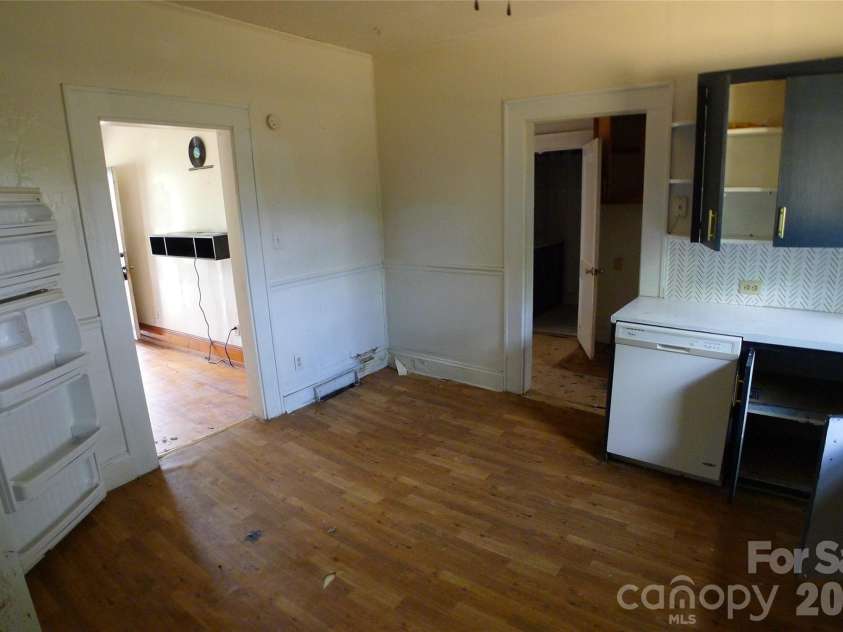 161 Center Street, Cooleemee, NC 27014.  MLS# CAR4425308, YatesRealty ID 51193. 