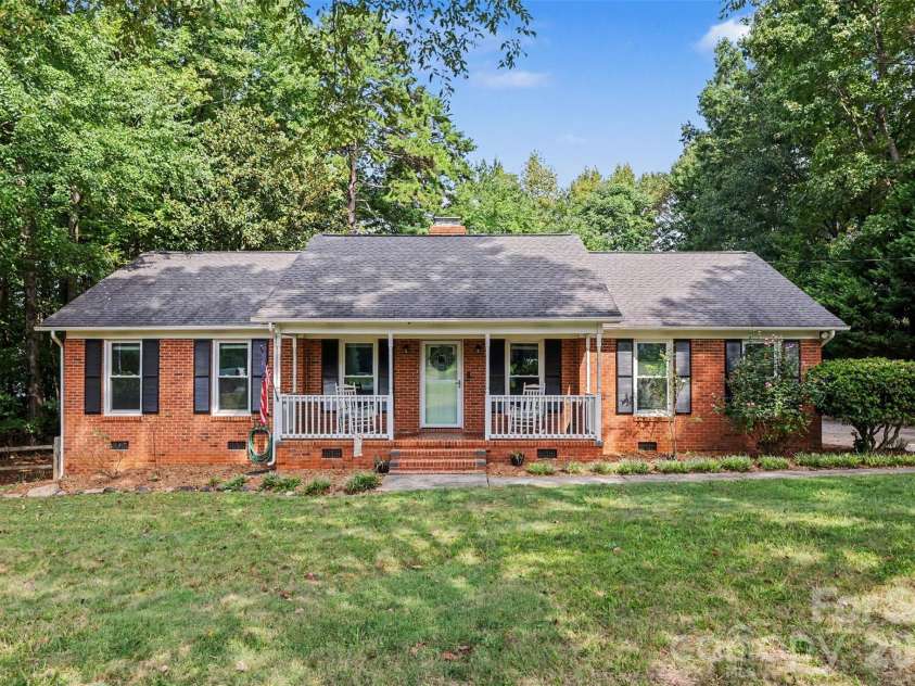 248 Hillcrest Avenue, Rock Hill, SC 29732.  MLS# CAR4425348, YatesRealty ID 51194. 