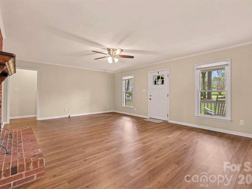 248 Hillcrest Avenue, Rock Hill, SC 29732.  MLS# CAR4425348, YatesRealty ID 51194. 
