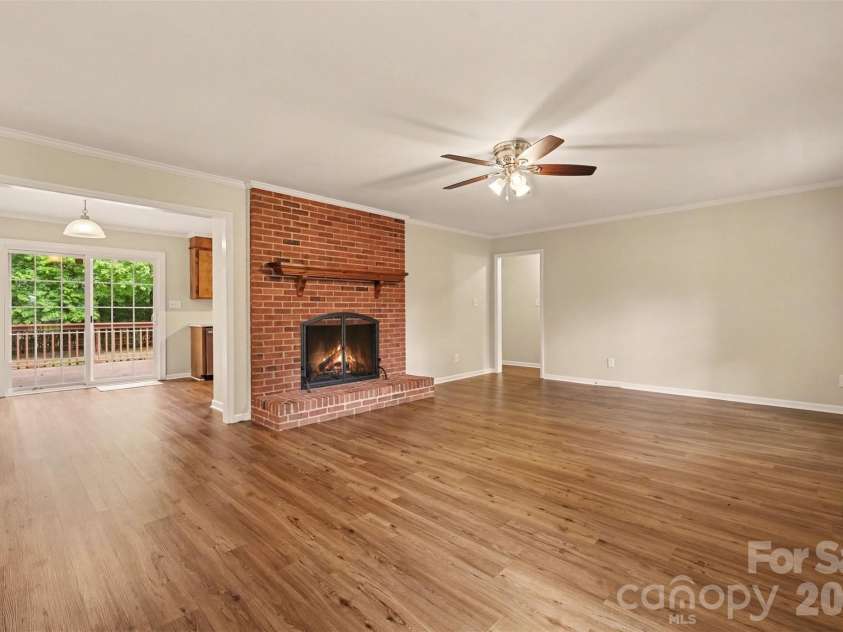 248 Hillcrest Avenue, Rock Hill, SC 29732.  MLS# CAR4425348, YatesRealty ID 51194. 