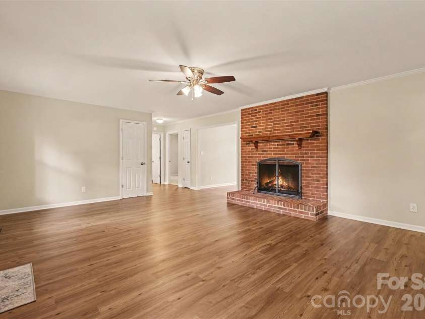 248 Hillcrest Avenue, Rock Hill, SC 29732.  MLS# CAR4425348, YatesRealty ID 51194. 