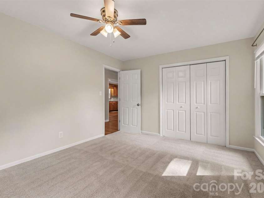 248 Hillcrest Avenue, Rock Hill, SC 29732.  MLS# CAR4425348, YatesRealty ID 51194. 