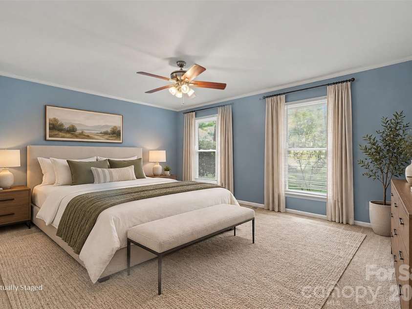 248 Hillcrest Avenue, Rock Hill, SC 29732.  MLS# CAR4425348, YatesRealty ID 51194. Spacious primary suite overlooks the front yard