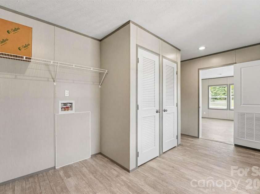 807 EagleView Lane, Lawndale, NC 28090.  MLS# CAR4424915, YatesRealty ID 51195. 