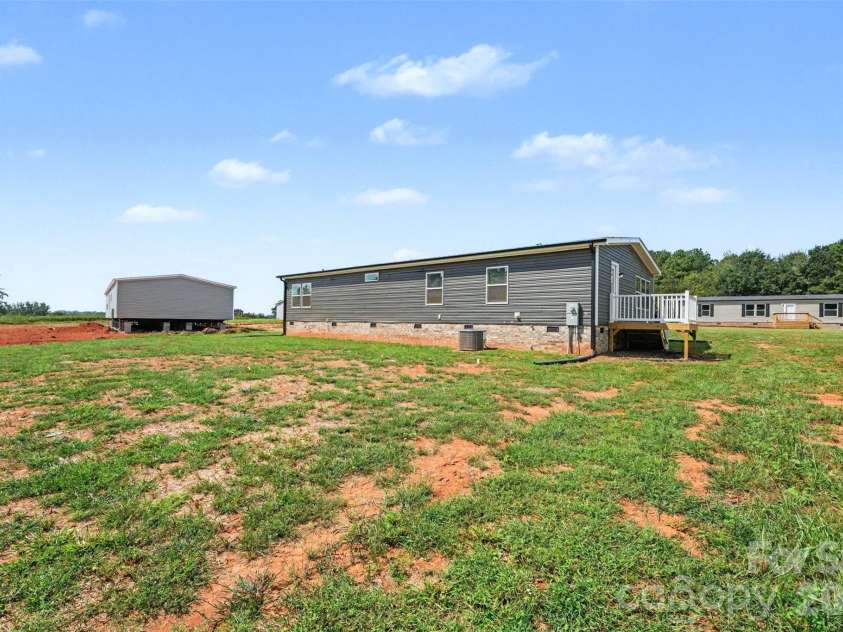 807 EagleView Lane, Lawndale, NC 28090.  MLS# CAR4424915, YatesRealty ID 51195. 
