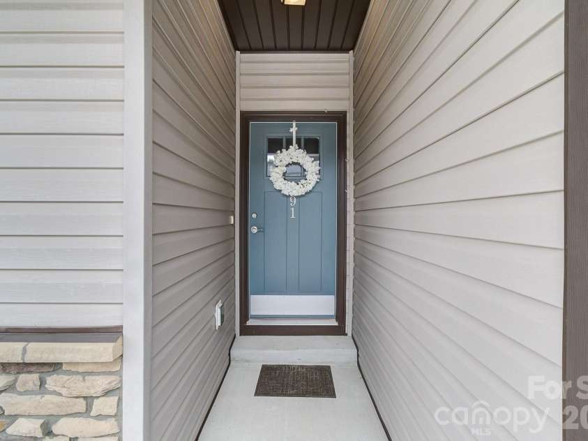 91 Cardwell Lane, Fletcher, NC 28732.  MLS# CAR4425132, YatesRealty ID 51196. 