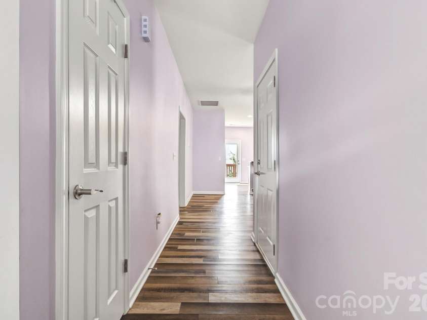 91 Cardwell Lane, Fletcher, NC 28732.  MLS# CAR4425132, YatesRealty ID 51196. 