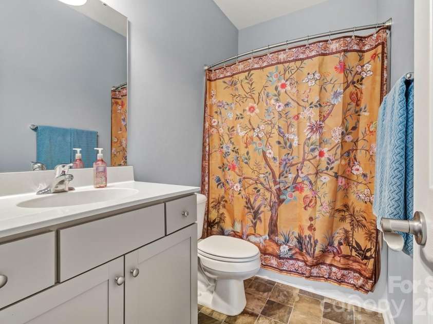 91 Cardwell Lane, Fletcher, NC 28732.  MLS# CAR4425132, YatesRealty ID 51196. 