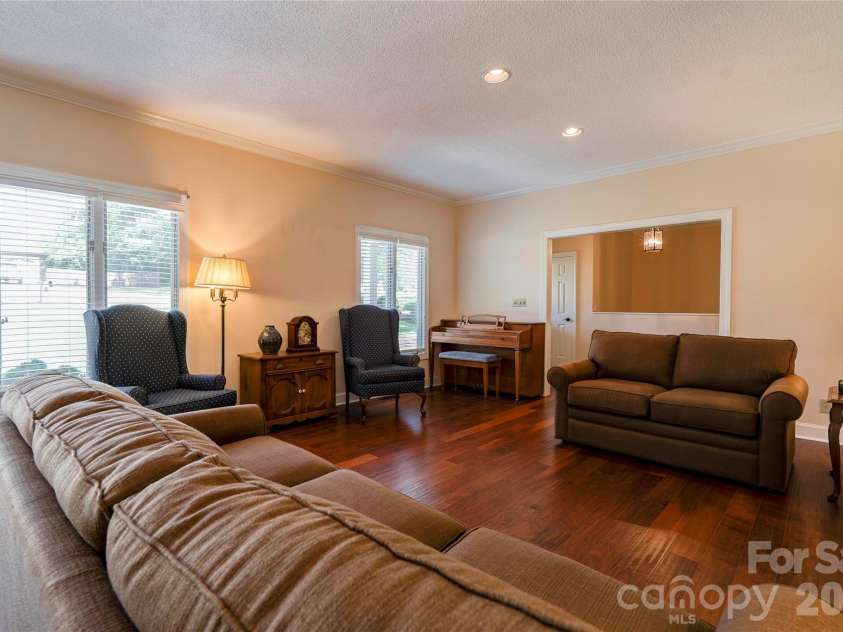 1808 Arbor Way Drive, Shelby, NC 28150.  MLS# CAR4425151, YatesRealty ID 51197. Living Room