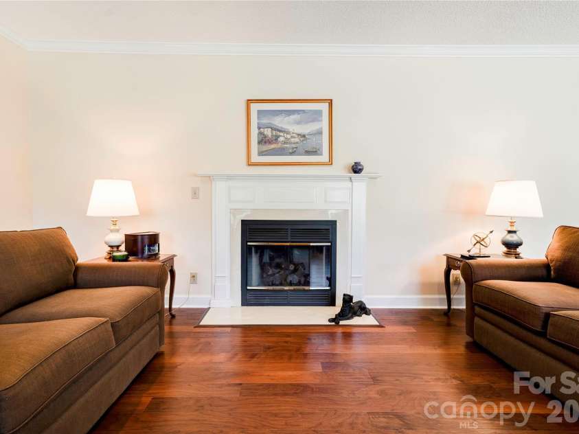 1808 Arbor Way Drive, Shelby, NC 28150.  MLS# CAR4425151, YatesRealty ID 51197. Living Room
