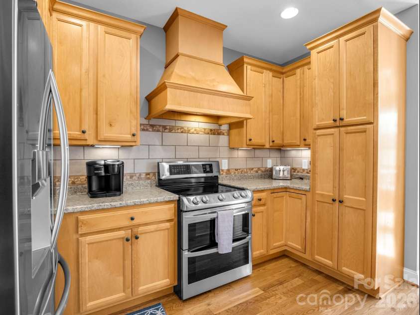 224 Highland Heights, Lake Lure, NC 28746.  MLS# CAR4423316, YatesRealty ID 51198. 