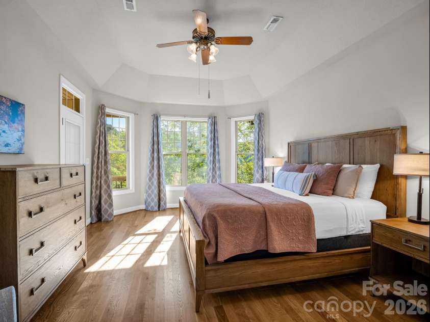 224 Highland Heights, Lake Lure, NC 28746.  MLS# CAR4423316, YatesRealty ID 51198. 