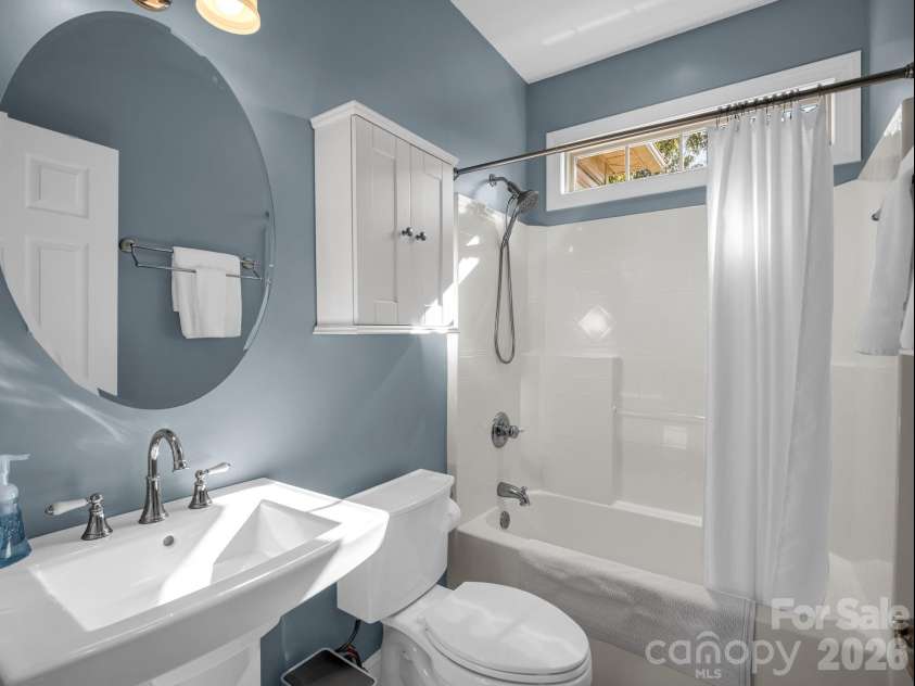 224 Highland Heights, Lake Lure, NC 28746.  MLS# CAR4423316, YatesRealty ID 51198. 