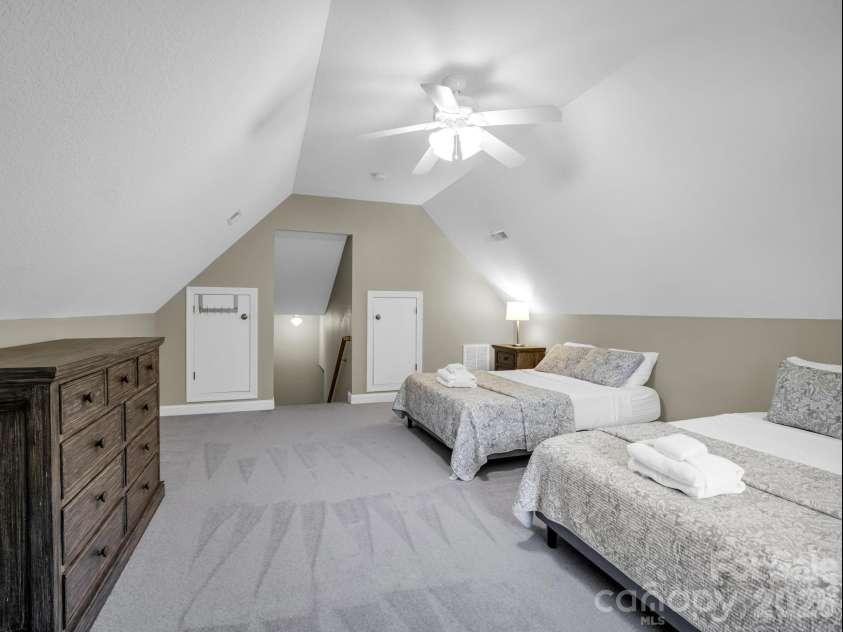224 Highland Heights, Lake Lure, NC 28746.  MLS# CAR4423316, YatesRealty ID 51198. 