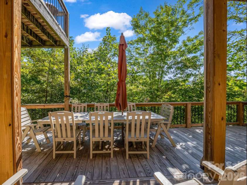224 Highland Heights, Lake Lure, NC 28746.  MLS# CAR4423316, YatesRealty ID 51198. 