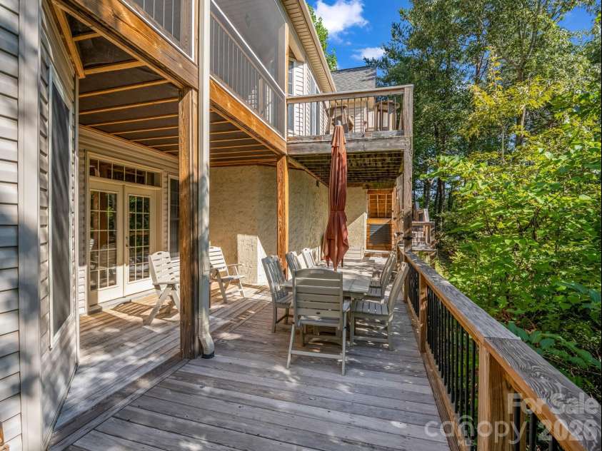 224 Highland Heights, Lake Lure, NC 28746.  MLS# CAR4423316, YatesRealty ID 51198. 