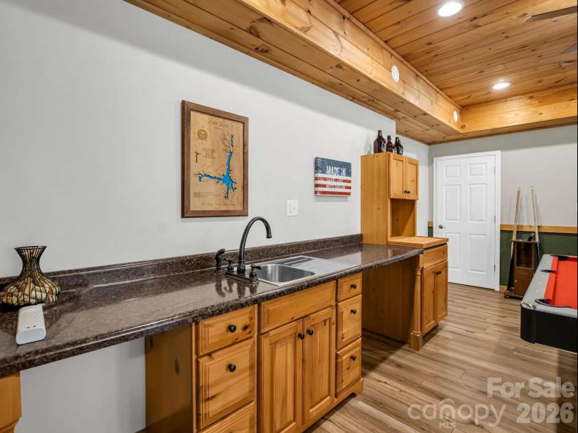 224 Highland Heights, Lake Lure, NC 28746.  MLS# CAR4423316, YatesRealty ID 51198. 