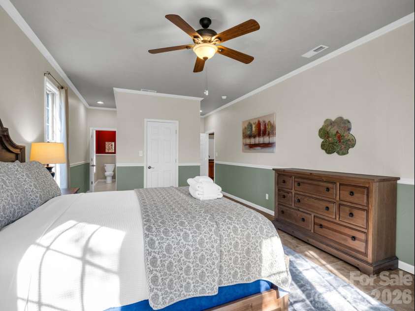 224 Highland Heights, Lake Lure, NC 28746.  MLS# CAR4423316, YatesRealty ID 51198. 