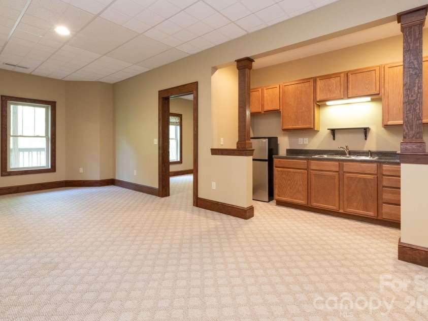 5 Meadowbrook Lane, Weaverville, NC 28787.  MLS# CAR4425213, YatesRealty ID 51199. Bonus Room with Kitchenette