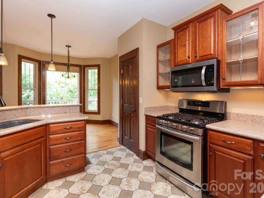 5 Meadowbrook Lane, Weaverville, NC 28787.  MLS# CAR4425213, YatesRealty ID 51199. Kitchen